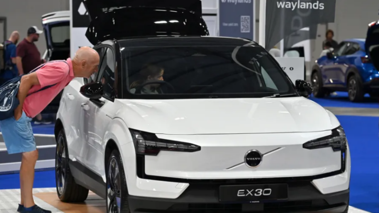 Volvo heq dorë nga plani për të shitur vetëm automjete elektrike deri në vitin 2030