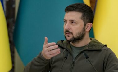 Zelensky: Për një kohë të pacaktuar do t’i mbajmë territoret e Rusisë