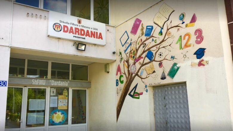 Pakënaqësi me orarin, prindërit e nxënësve të klasës së dytë të shkollës “Dardania” paralajmërojnë bojkotim të mësimit nga dita e hënë