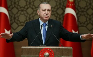 Erdogan: Tregtarët e armëve dhe lobistët e kaosit kanë frikë nga Turqia