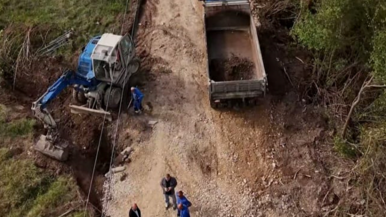 Nisin punimet për asfaltimin dhe ndërtimin e kanalizimit në shtatë rrugët e fshatit Zhegër në Gjilan