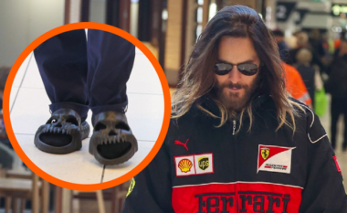 Jared Leto fotografohet në Aeroportin e Sydneyt, merr vëmendjen me shapkat e çuditshme