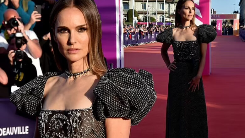 Natalie Portman shkëlqen me dukjen në Festivalit Amerikan të Filmit në Deauville, ku nderohet me çmim