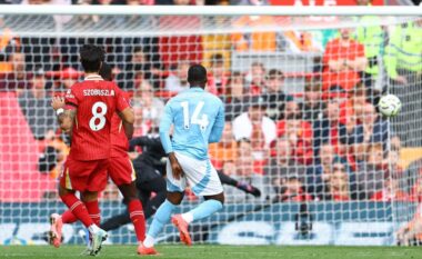 Nottingham Forest shkakton befasinë dhe mposht Liverpoolin në ‘Anfield’