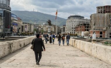 Çdo i treti qytetar mendon të largohet nga Maqedonia e Veriut