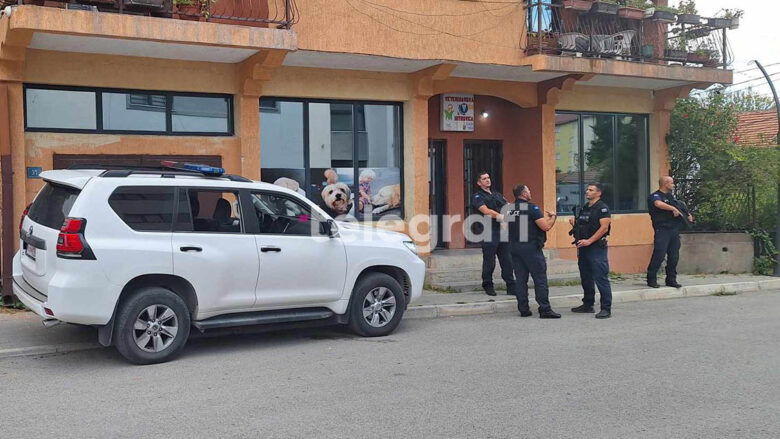 Mbyllja e komunave paralele – policia pritet të intervistojë pesë persona të dyshuar