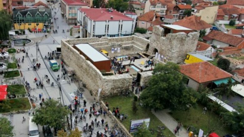 Komuna njofton se nesër rruga “Drenica” në Vushtrri do të jetë e mbyllur për qarkullim, shkak asfaltimi i saj