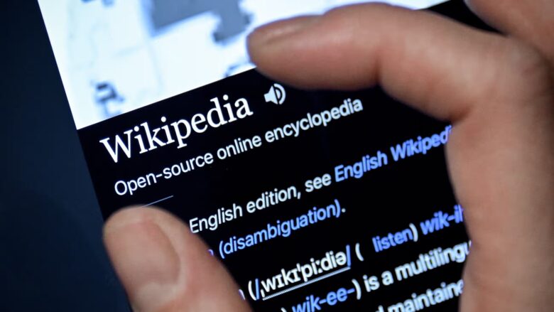 Wikipedia po përballet me një krizë ekzistenciale: A mund ta shpëtojë brezi Z?