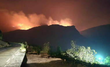 Zjarri në Mariovë ende nuk është shuar, rrezikohen disa fshatra