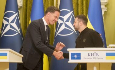 Shefi i ri i NATO-s në vizitë të paparalajmëruar në Kiev, thotë se Ukraina është më afër NATO-s se kurrë më parë