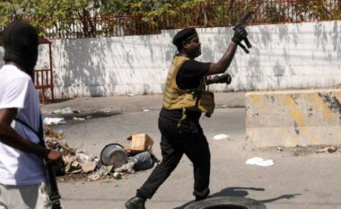 Një bandë haitiane vret të paktën 70 persona, duke përfshirë tre foshnje