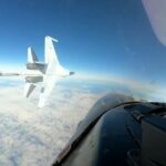 Aeroplani luftarak rus bën fluturim të rrezikshëm pranë një F-16 të SHBA-së pranë Alaskës