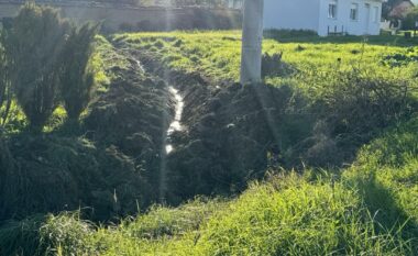 Prej dy vitesh bashkëvendësit e kryetarit të Shtimes Qemajl Aliu përballen me kundërmim nga rrjeti i kanalizimit