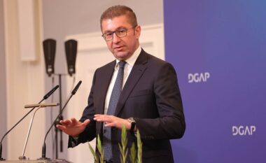 Mickoski: Po përpiqemi të zhbllokojmë procesin eurointegrues për vendin