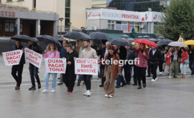 Punëtorët e arsimit në Komunë të Vitisë mbesin edhe sot pa paga