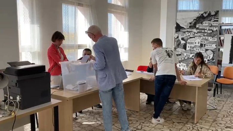 Zgjedhjet parlamentare në Bullgari, votohet edhe në Kukës