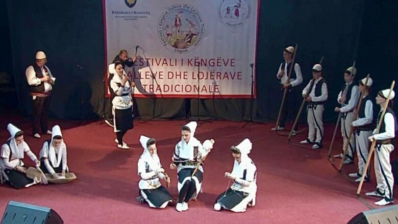 Ansambli “Deçani” fitues i tre çmimeve në Festivalin Stagova 2024