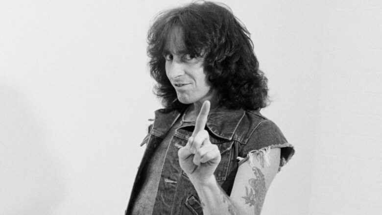 Bon Scott dhe AC/DC: Veprat e shthurura në autostradën e ferrit!