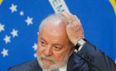 Thuhet se lëndoi kokën në një aksident në shtëpi, Lula i Brazilit anulon udhëtimin në samitin e BRICS në Rusi