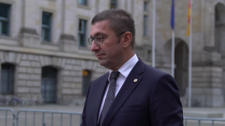 Mickoski: Duam zgjidhje me një përfundim të qartë, anëtarësimin e RMV-së në BE