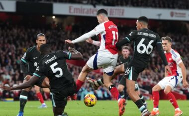 Arsenal dhe Liverpool ndajnë pikët në derbin e katër golave në ‘Emirates’