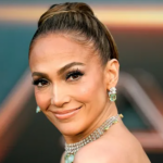 Jennifer Lopez i nënshtrohet një operacioni për të ndryshuar pamjen e saj fizike pas divorcit nga Ben Affleck