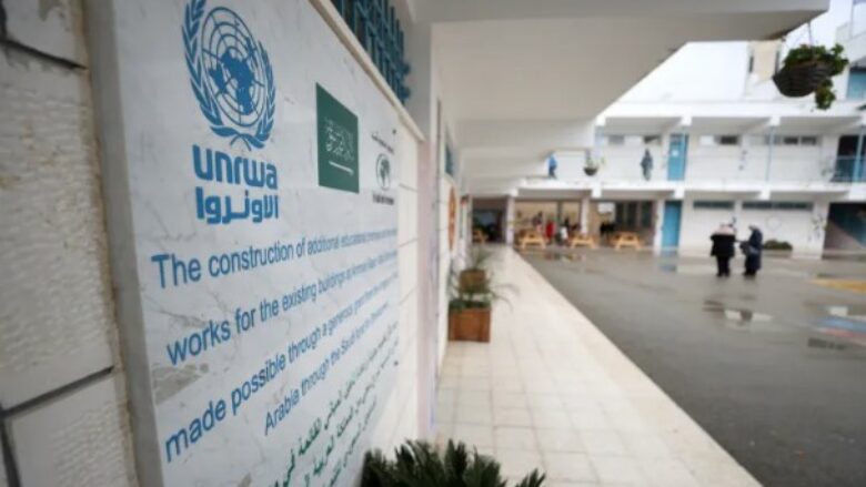 Çfarë bën UNRWA dhe pse Izraeli e ka ndaluar atë?