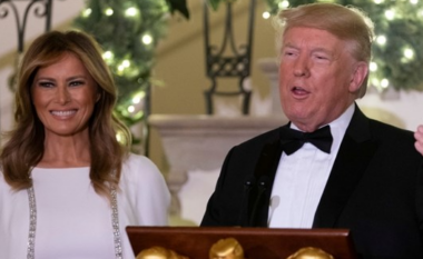 Pyetet si fle Trump, Melania përgjigjet me shaka: Nuk vesh pizhama