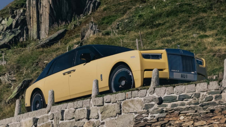 Rolls-Royce iu deshën tre vjet për të ndërtuar këtë model