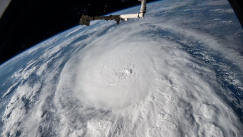 NASA ndan foto nga hapësira të uraganit vdekjeprurës Milton që goditi Floridan