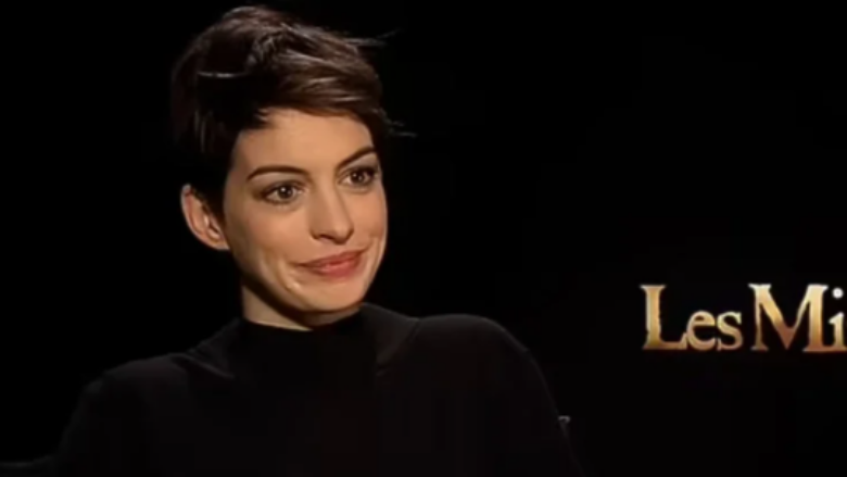 Videoja bëhet virale – Anne Hathaway quhet mendjemadhe për shkak të një interviste të vjetër