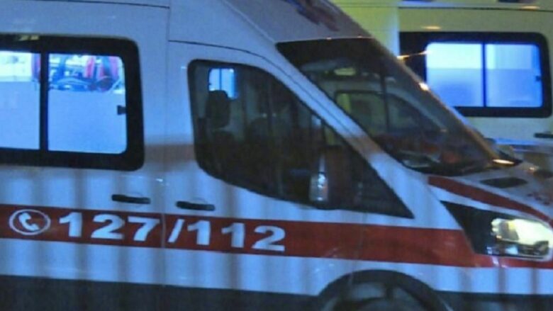 U transportua në spital për ndihmë mjekësore, ndërron jetë 12-vjeçari në Tiranë