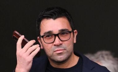 Deco ‘shënjestron’ dy yjet e Chelseat si kandidatë potencialë për t’i transferuar tek Barça