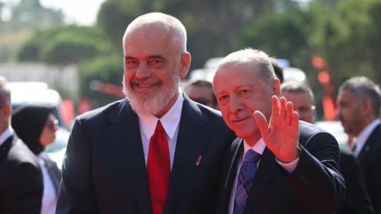 Erdogan takon kryeministrin Edi Rama