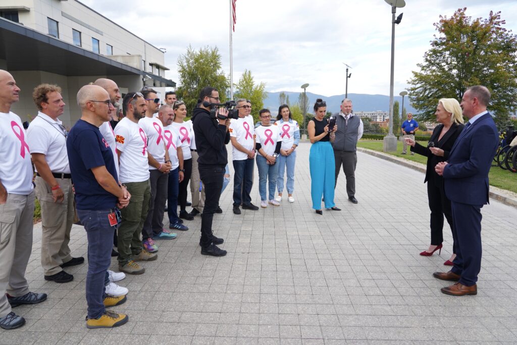 Së bashku mund të bëjmë ndryshime- Aktivitete për shënimin e muajit të ndërgjegjësimit të kancerit të gjirit, nga klinika  “Zhan MItrev”