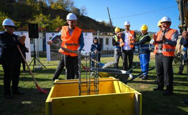 Vendost gurthemeli i stadiumit të ri të KF “Kika” në Hogosht – “Një projekt modern për të rinjtë e Kamenicës”