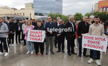 “Duam pagat tona” – punëtorët e arsimit në Viti protestojnë para Qeverisë së Kosovës, mbështeten nga BSPK-ja dhe SBASHK-u