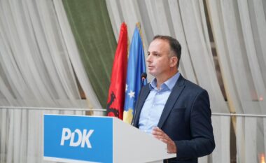 “Asnjë zhvillim pozitiv, përveç ideve të prezantuara në vizatime dhe video”- PDK në Gjilan kritikon qeverisjen komunale