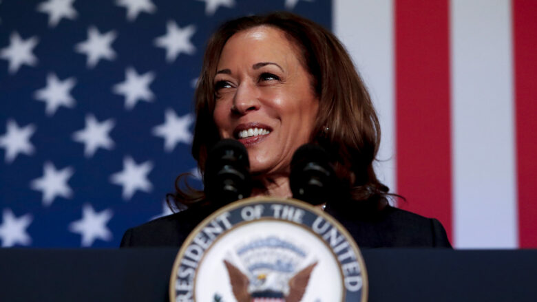 Nga një bijë emigrantësh, tek emërimi historik për presidente - rrëfimi interesant për jetën e Kamala Harris