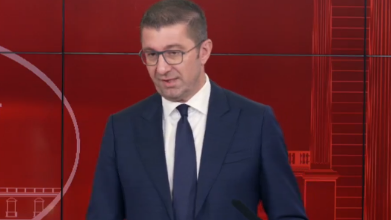 Mickoski: Jemi duke negociuar me investitorët për një mënyrë më të thjeshtë dhe më fleksibile për të sjellë gaz në vend