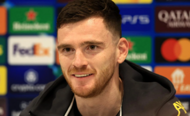 Andy Robertson komenton fjalët e Mohamed Salah për kontratën e re me Liverpoolin