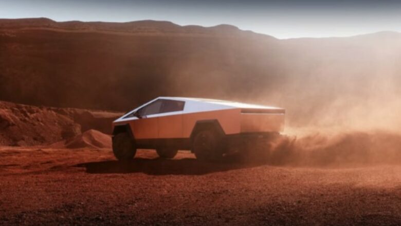 Musk planifikon të dërgojë Cybertruck dhe robotë në Mars