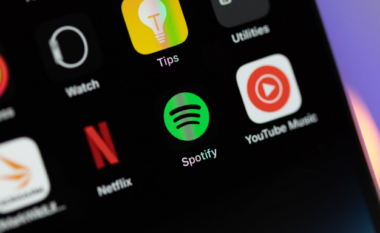 Spotify nënshkruan një marrëveshje të re për të zgjeruar ofertën e librave audio