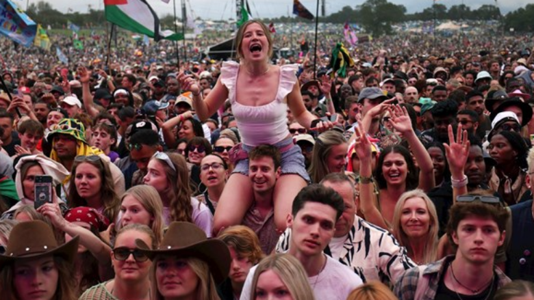 Biletat e festivalit Glastonbury u shitën në vetëm 35 minuta