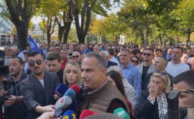 “Zhdukje të bandave të Ramës”, Boçi mbyll marshimin në Shkodër: Ulërima e heshtjes më shurdhuese se e zërit