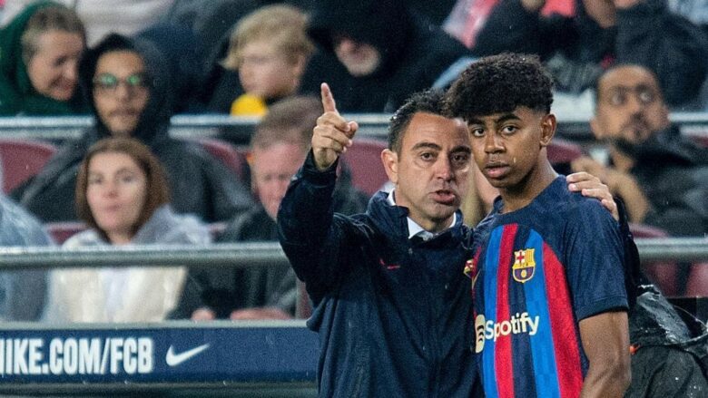 Premtimi që Xavi i kishte bërë Yamalit për ta parandaluar transferimin e tij tek PSG-ja