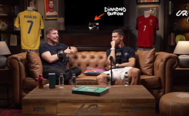 Ronaldo pret në intervistë YouTuber-in e famshëm MrBeast, e pyet se a frikohet që futbollisti do t’ia kalojë me shikueshmëri