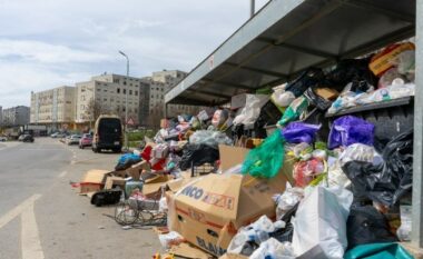 Avonet kërkon nga Komuna e Prishtinës anulimin e aktivitetit të prokurimit për menaxhimin e mbeturinave