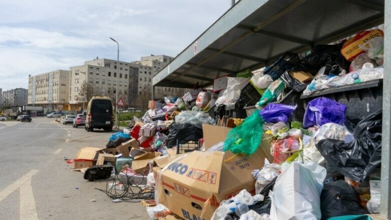 Avonet kërkon nga Komuna e Prishtinës anulimin e aktivitetit të prokurimit për menaxhimin e mbeturinave