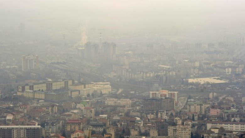 Shkupi tre ditë me radhë i pari në Europë për ndotje, masa për Strumicën